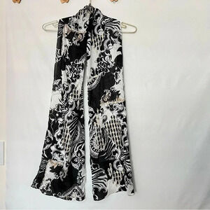 Chico's Oblong Scarf Geometric Print Black White Gold Colors 71" X 13" Soft